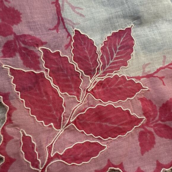 Vintage 1950s Philippine Embroidered Leaf Cotton Handkerchief Set Of 2 Blue Pink - Picture 3 of 7